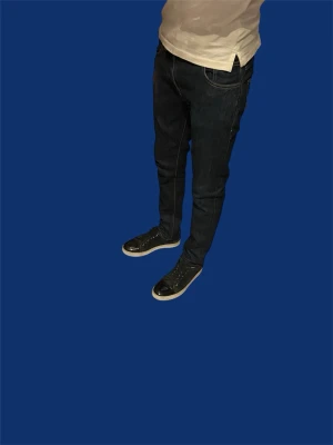 Mörkblå slim fit jeans från Nudie - Modellen heter grim trim och storleken är W32 L32. Skickar inom 12h 📦✅                                      