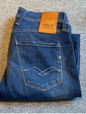 Replay anbass|30 - Feta replay anbass hyperflex| Skick 10/10| Modellen är destroyd från butik| Nypris ca 2000kr| Sell.ArchiveSS| Kom med bud!