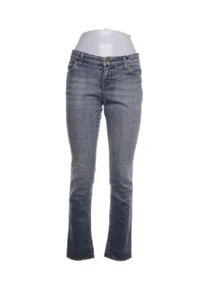 lågmidjadd blå bootcut jeans - Snygga blå bootcut jeans från Lee med lågmidja. Köpta second hand men aldrig använda av mig.