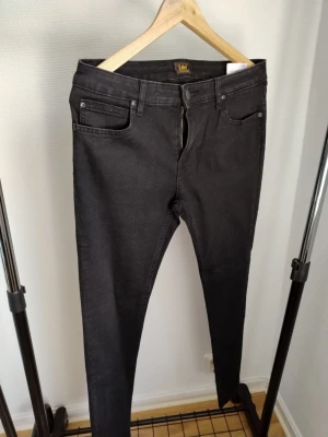 Märkes jeans  - Märkes jeans dam