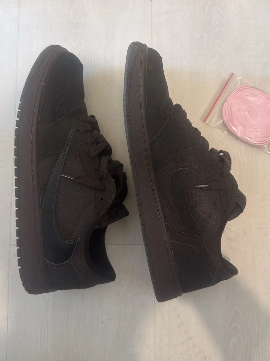Nike mörkbruna sneakers lows - 1