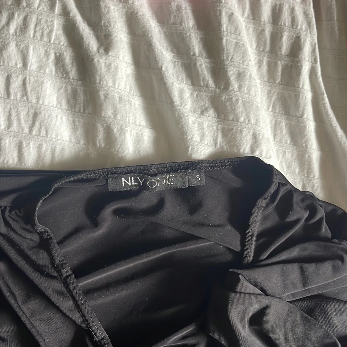 Svart omlottblus från NLY ONE - 3