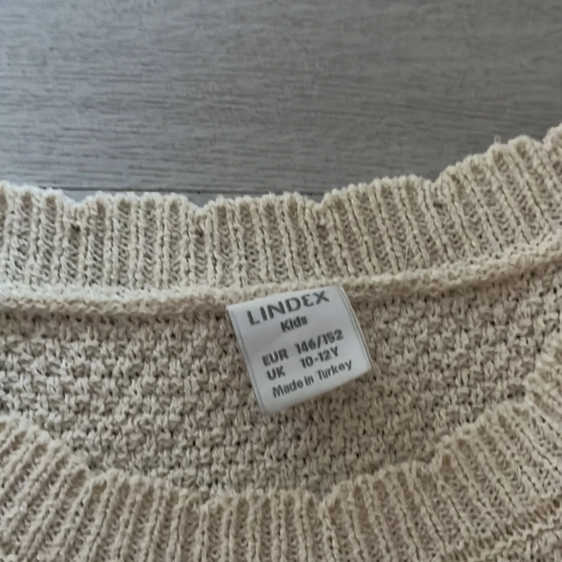 Beige stickad topp från Lindex - 2