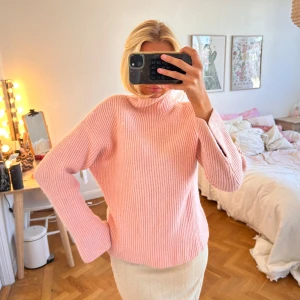 stickad tröja  - rosa stickad polotröja 💓
