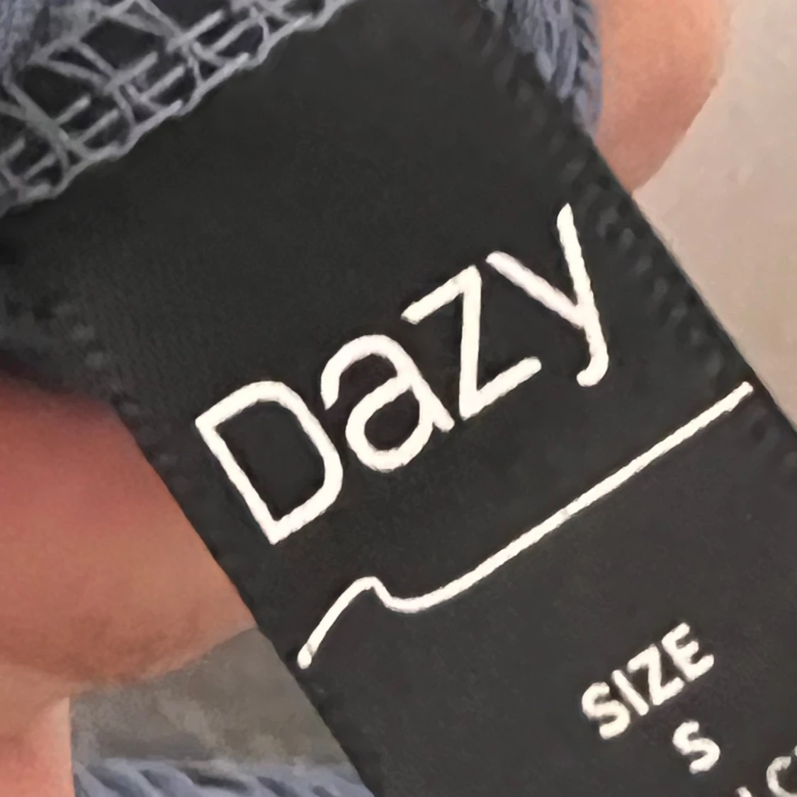 Blå ribbad långärmad topp från Dazy - 1