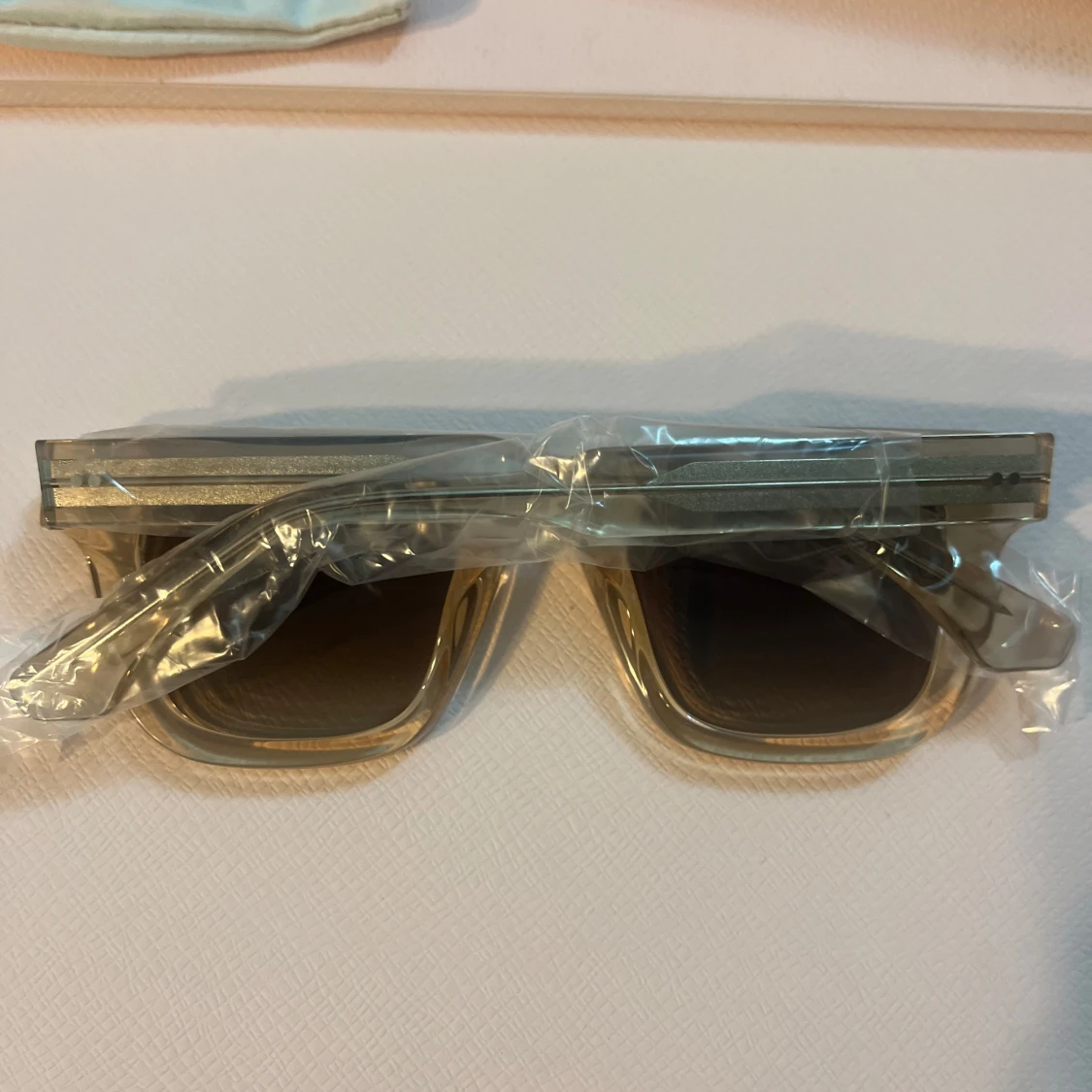 04 CHIMI solglasögon i färgen Ecru - 2