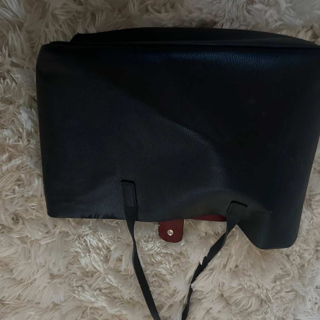 Svart shoppingväska från even & odd