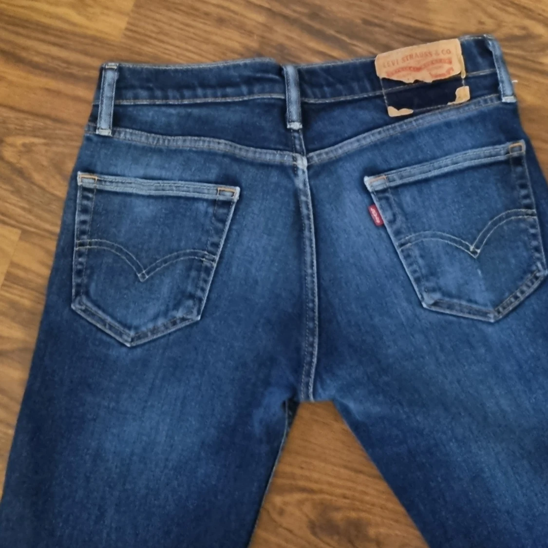 Levi's 511 mörkblå jeans W30 L32 - 2