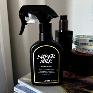 Lush Super Milk Body Spray - Endast testad! Köpt för 450kr. 
