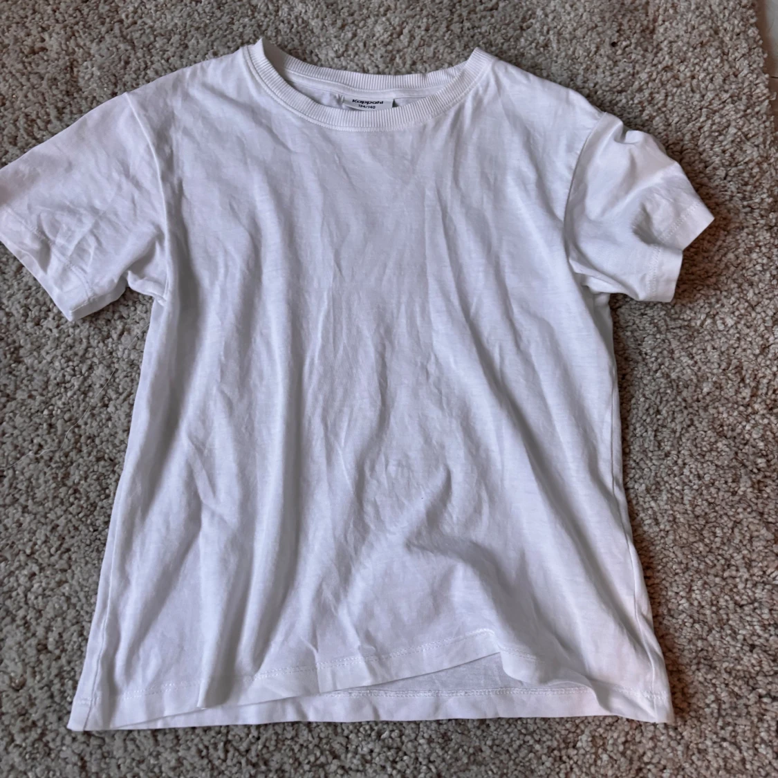 Vit t-shirt från Kappahl - 1