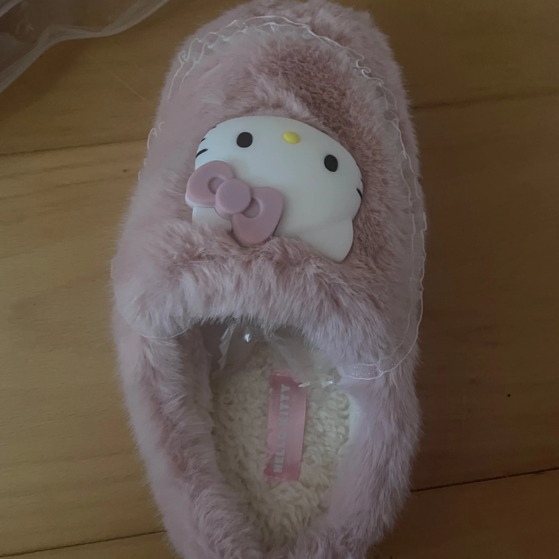 Hello Kitty fluffiga tofflor rosa - 4