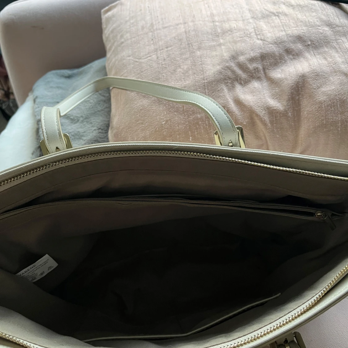 Beige axelväska från Valette - 2