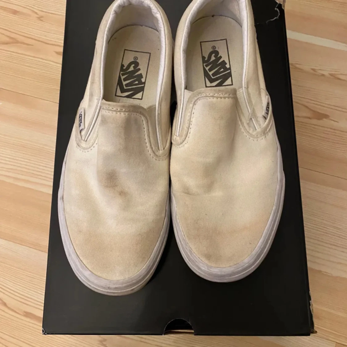   Vans vita storlek 37!  - 1