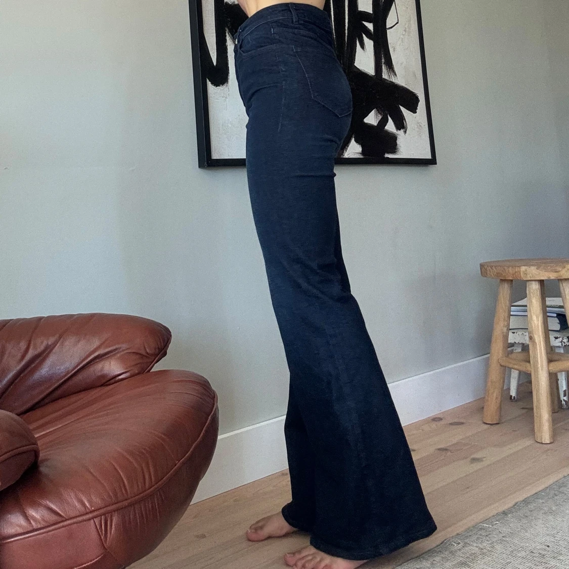 Mörkblå bootcut jeans med hög midja - 2