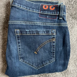 Dondup George - Dondup George||Skick 9/10||Kontakta mig för mer info||Tar bud!