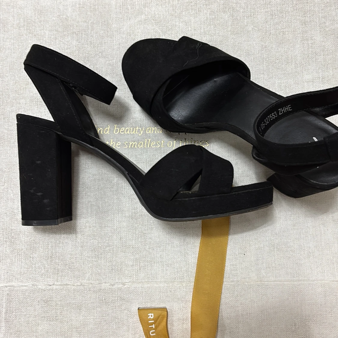 Svarta sandaler med klack från XIT - 3