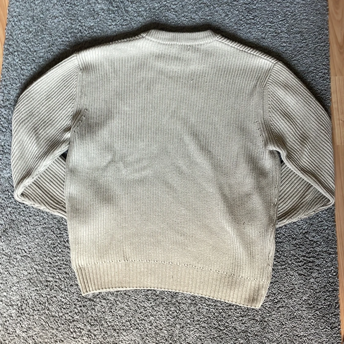 Beige stickad tröja från Zara - 1