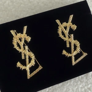 Broschyr - 150 kr / st