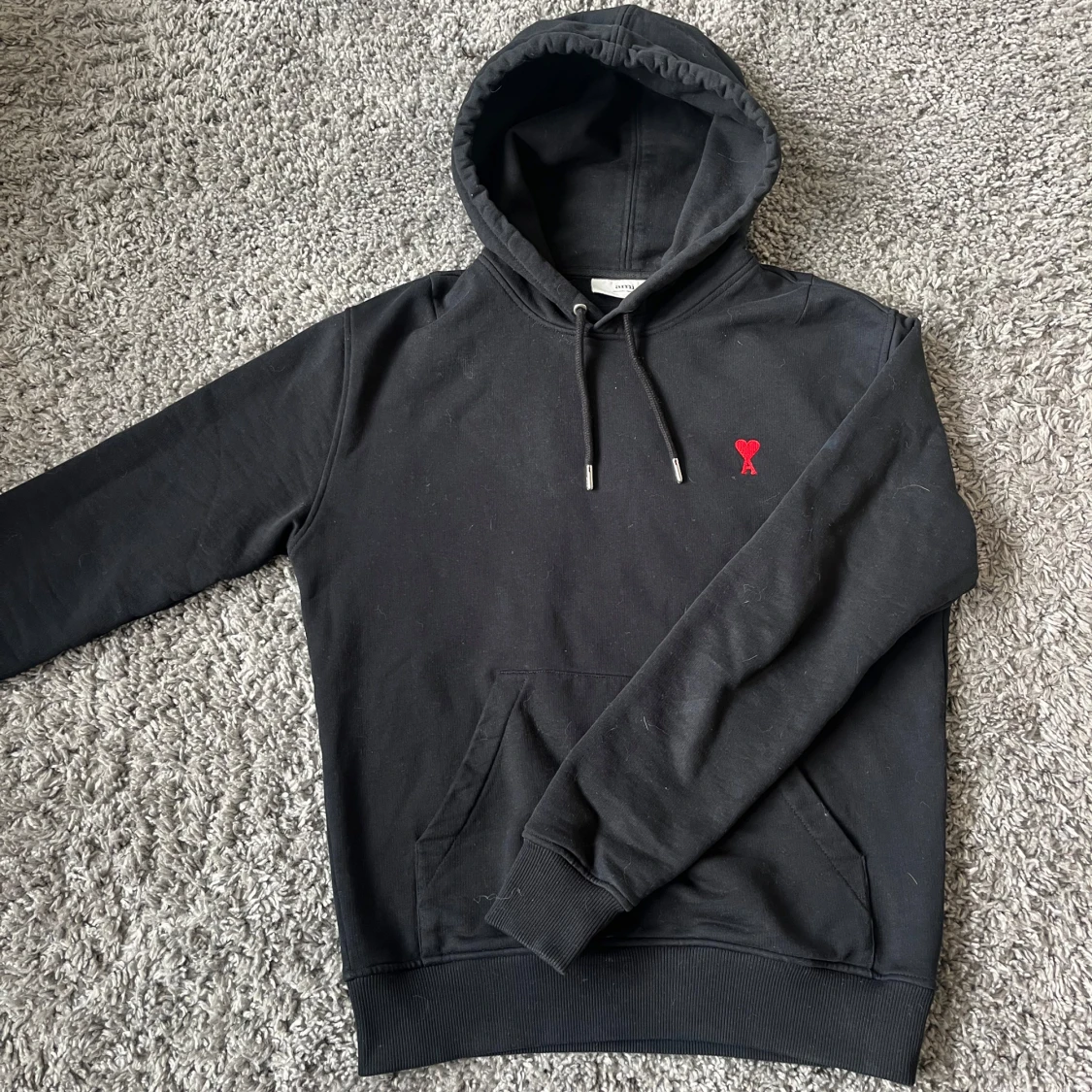 Svart hoodie från Ami Paris  - 2