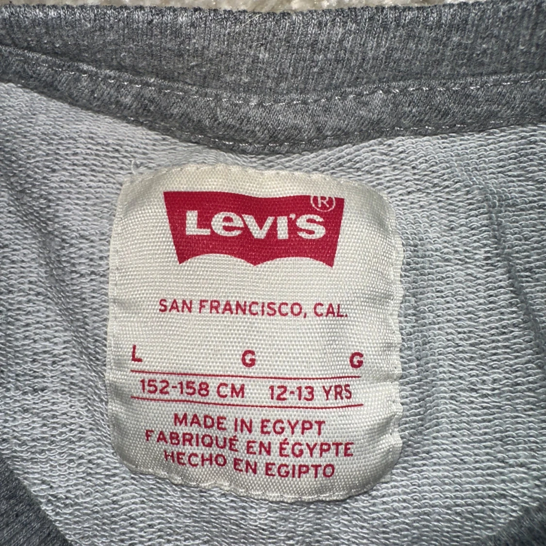 Grå sweatshirt från Levi's - 3