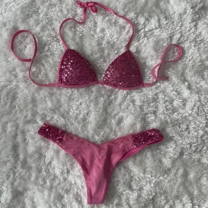 Calzedonia bikini - Jättefin bikini från calzedonia som inte går att köpa längre!