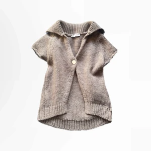 Bolero - Fin bolero från Zara. Passar även S! 🥂 Så mysig till höst 🍂 