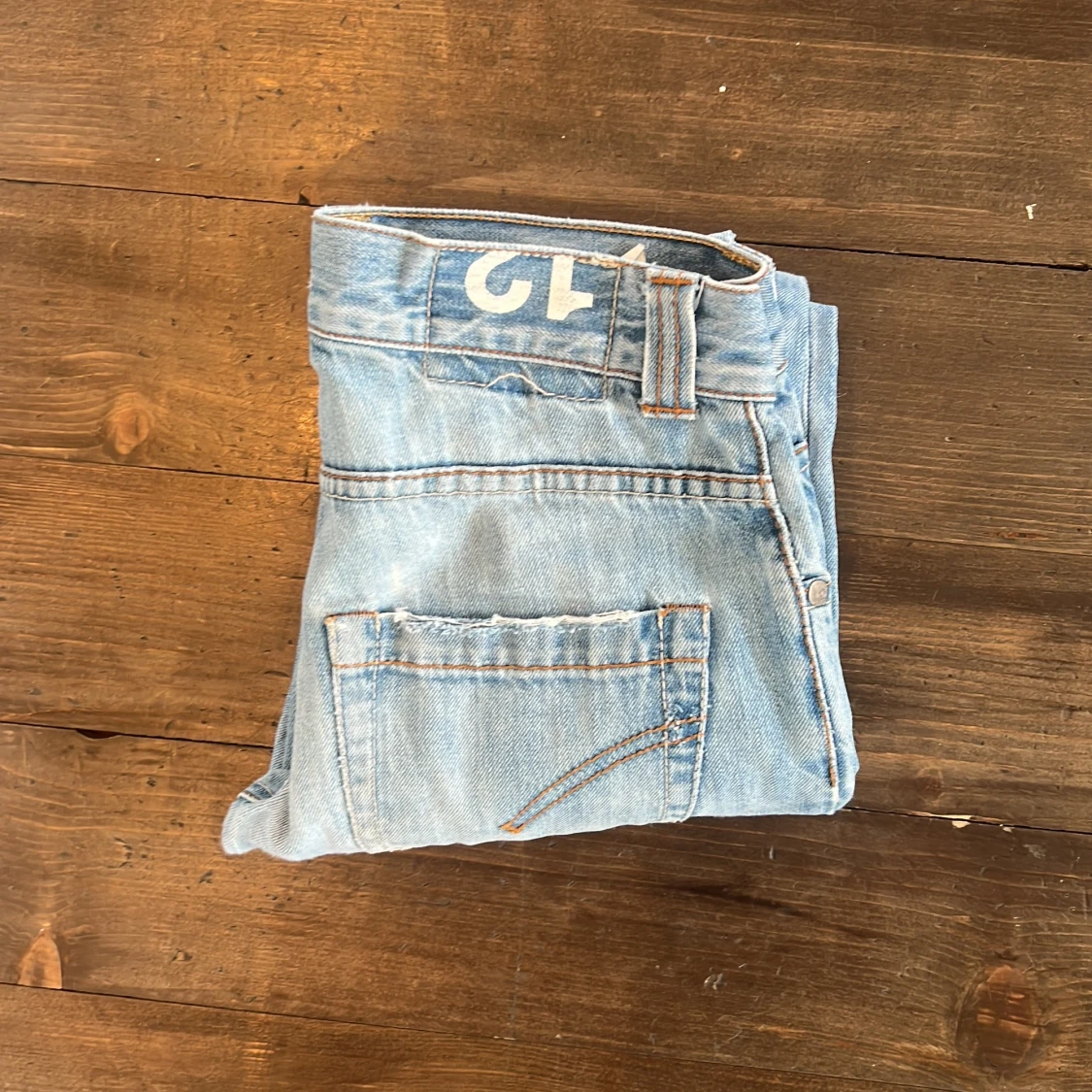 Ljusblå jeans från Dondup