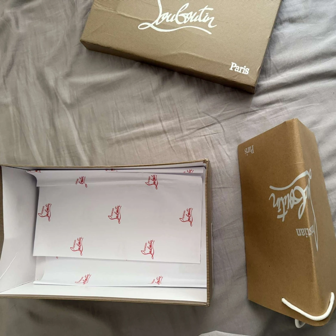 Svarta sneakers från Christian Louboutin - 4