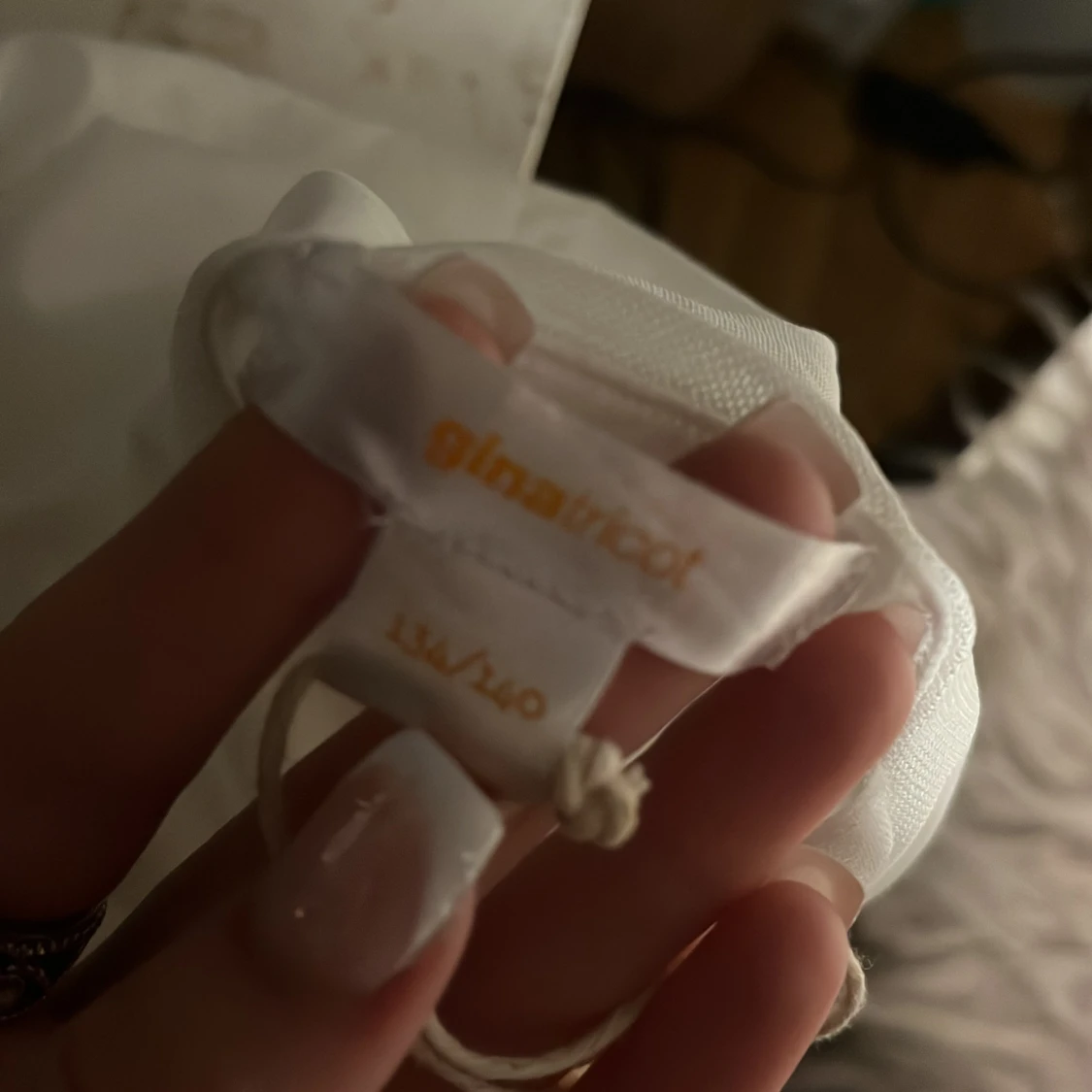 Vit croppad linnetopp från Gina Tricot - 3