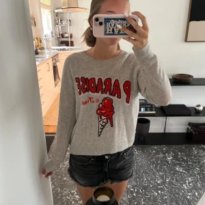 From future - Sälje nu min super snygga from future tröja🥰🥰 skriv för intresse eller frågor!