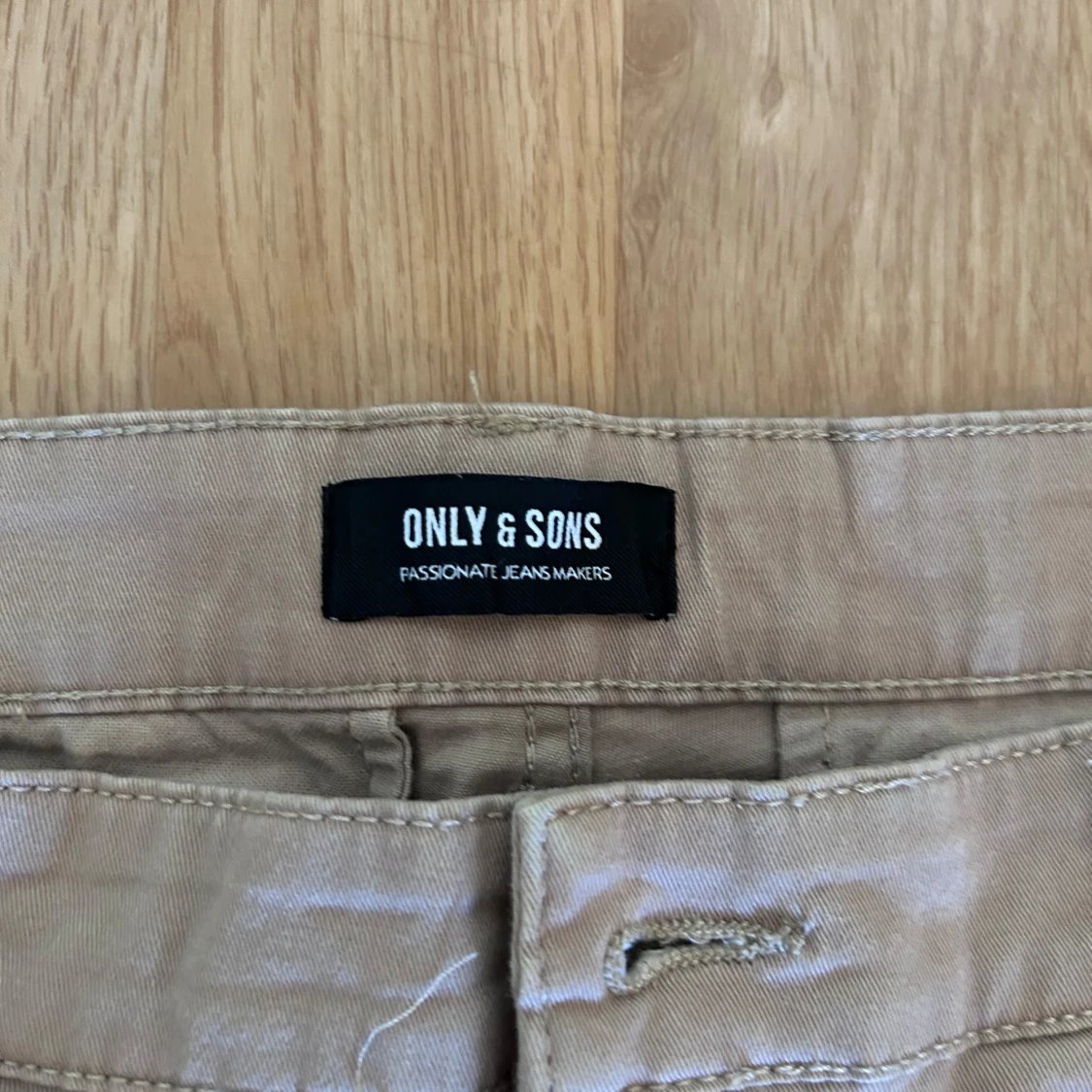 Beige cargopants från Only & Sons - 2