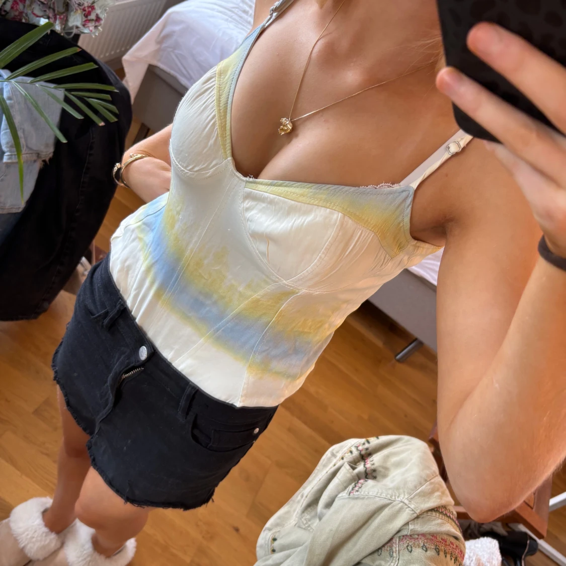 Pastellfärgad korsett-body från Zara