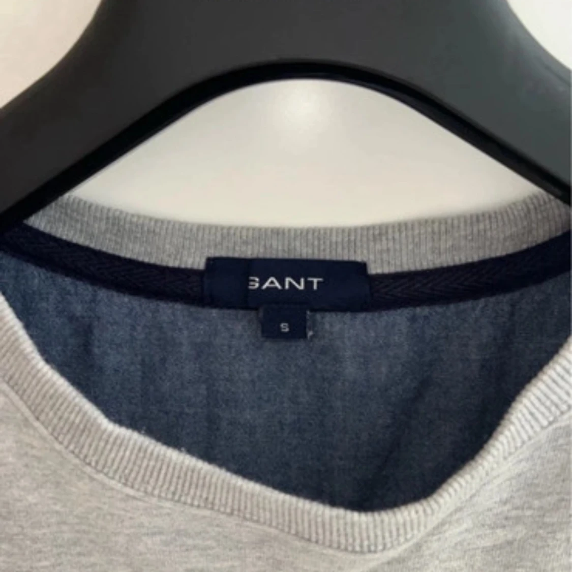 Grå sweatshirt GANT med USA-flagga - 2