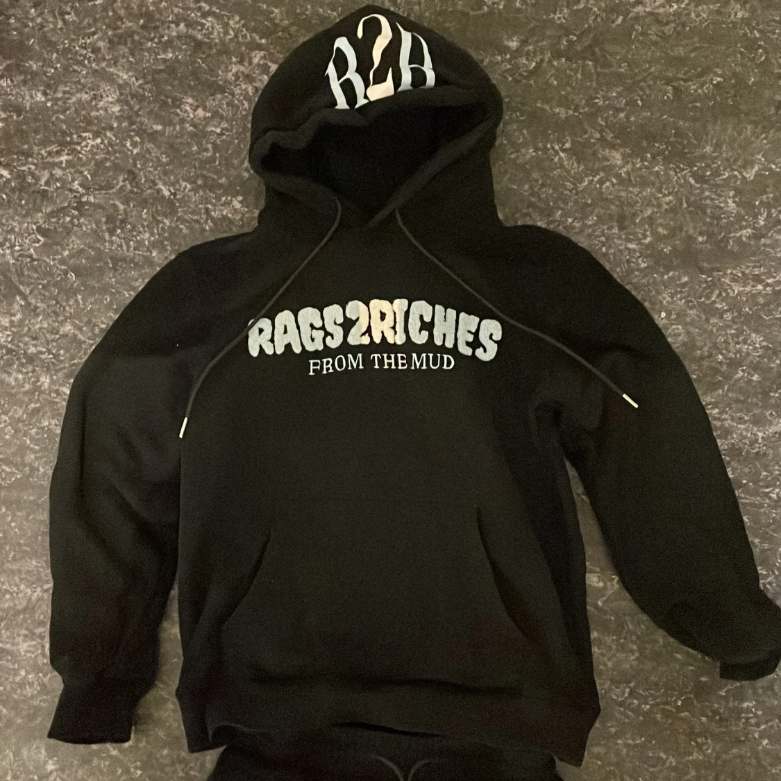 RAGS2RICHES Hoddie - 1