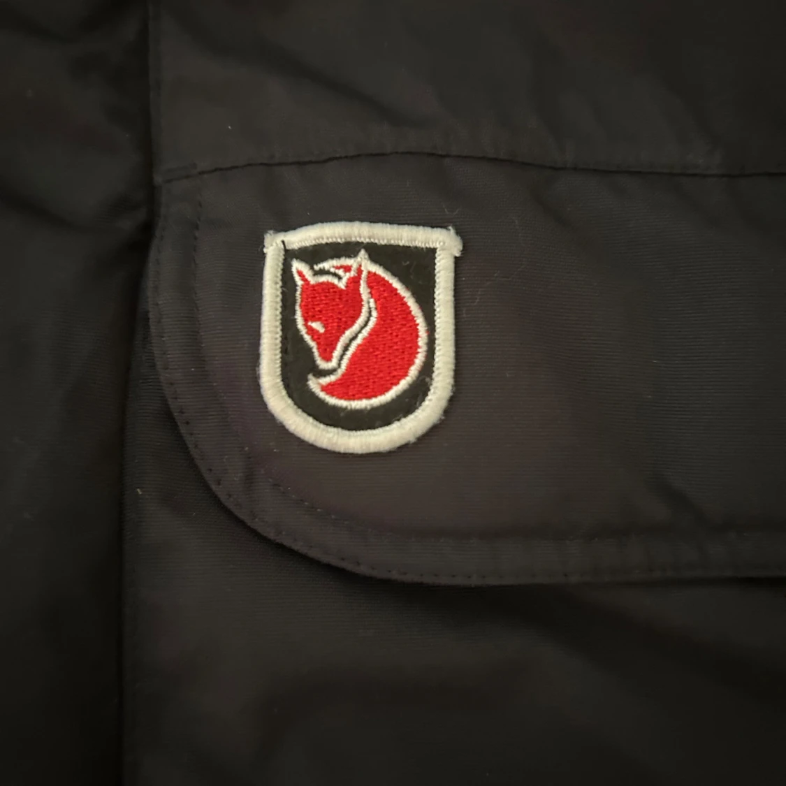 Svart vinterjacka från Fjällräven - 3