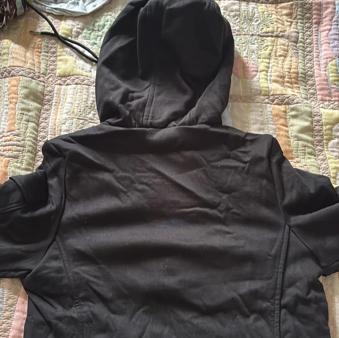 Svart pufferjacka från Moncler - 2