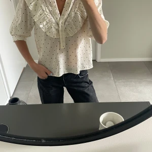 Vit blus - Jättefin blus från Lindex