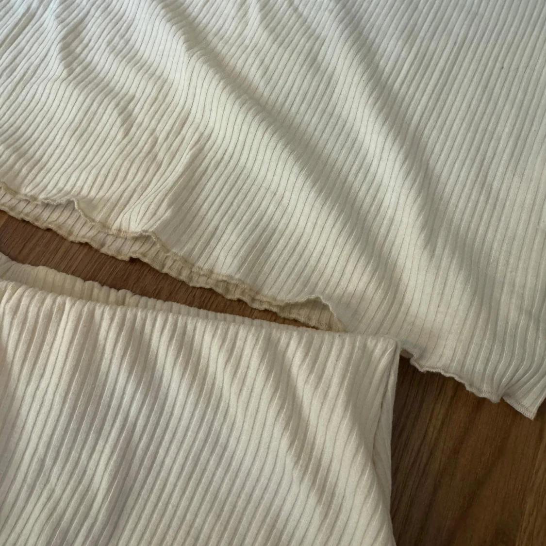 Två delat set i ljusgult - 3