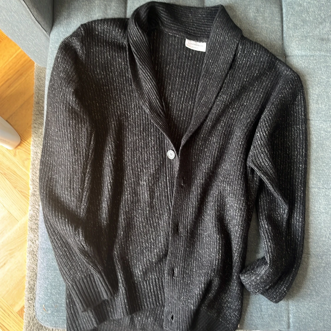 Svart ribbad kofta från Lindbergh