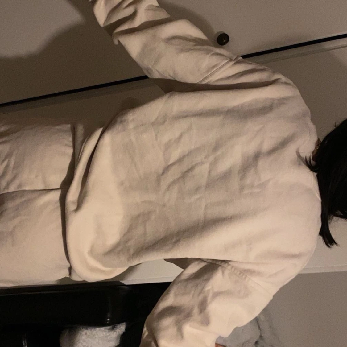 Beige mjukisbyxor med dragsko - 3