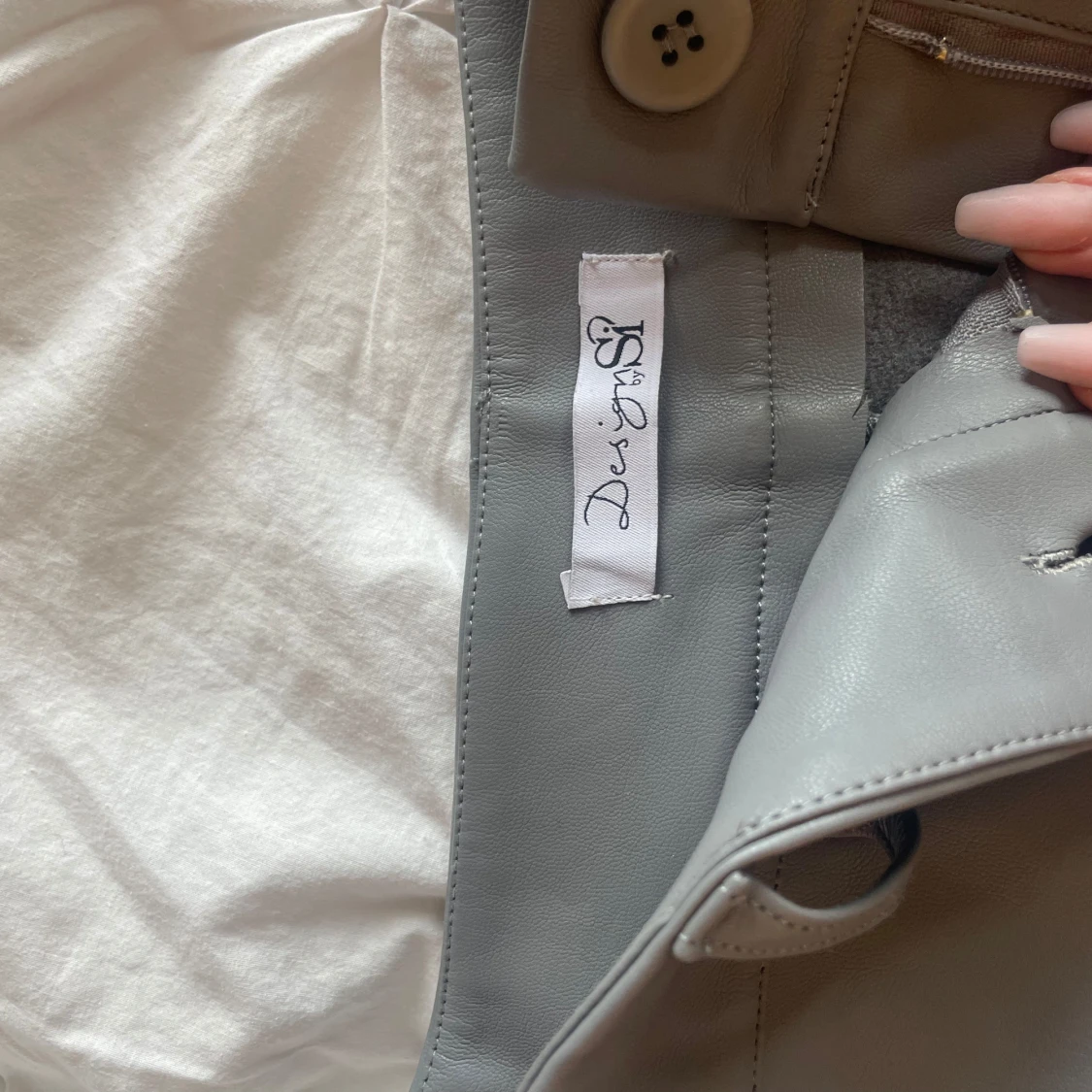 Gråa skinnbyxor från Desin By Si - 3