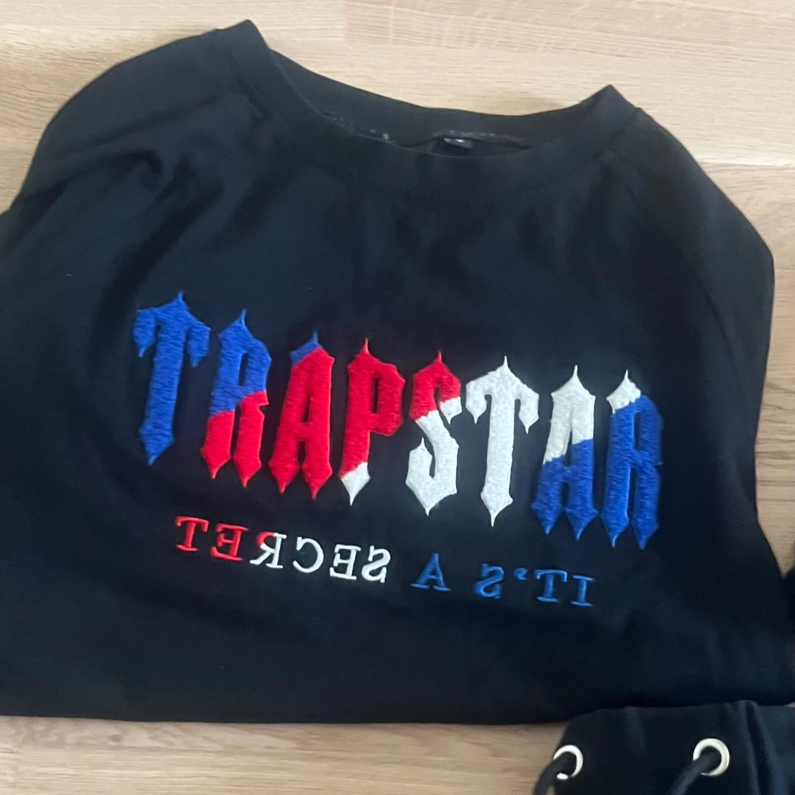 Trapstar set + en tshirt  - 2