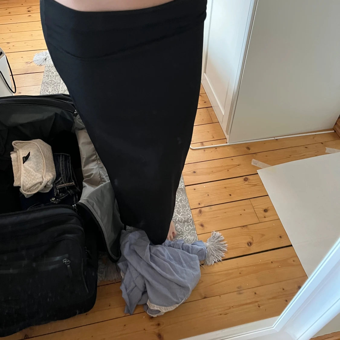 Svart långkjol i stretchigt material