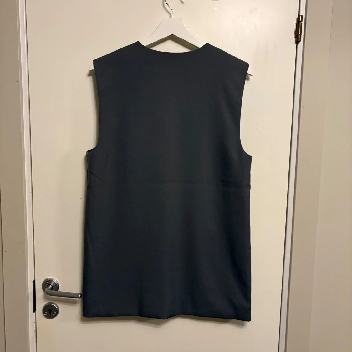 Oversized grå väst från NA-KD - 1