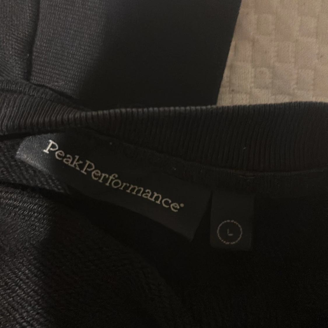 Svart sweatshirt från Peak Performance - 2