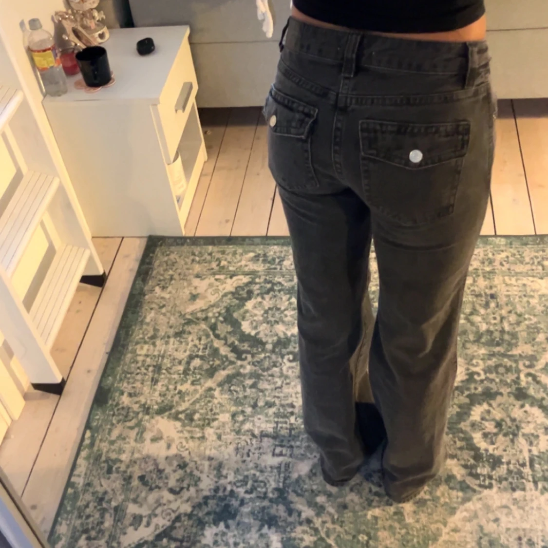 Grå straight leg jeans  - 2