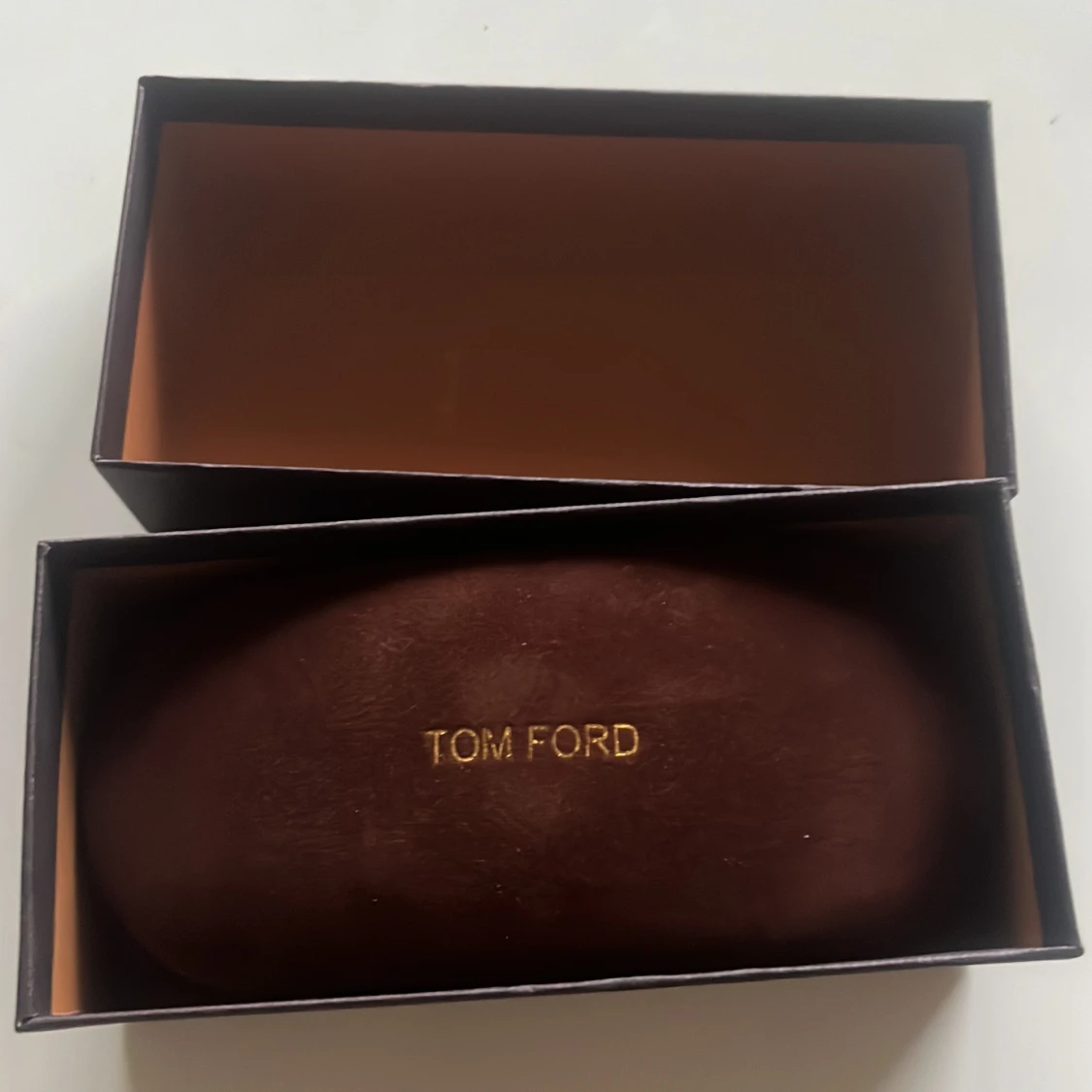 Svarta solglasögon från Tom Ford - 2