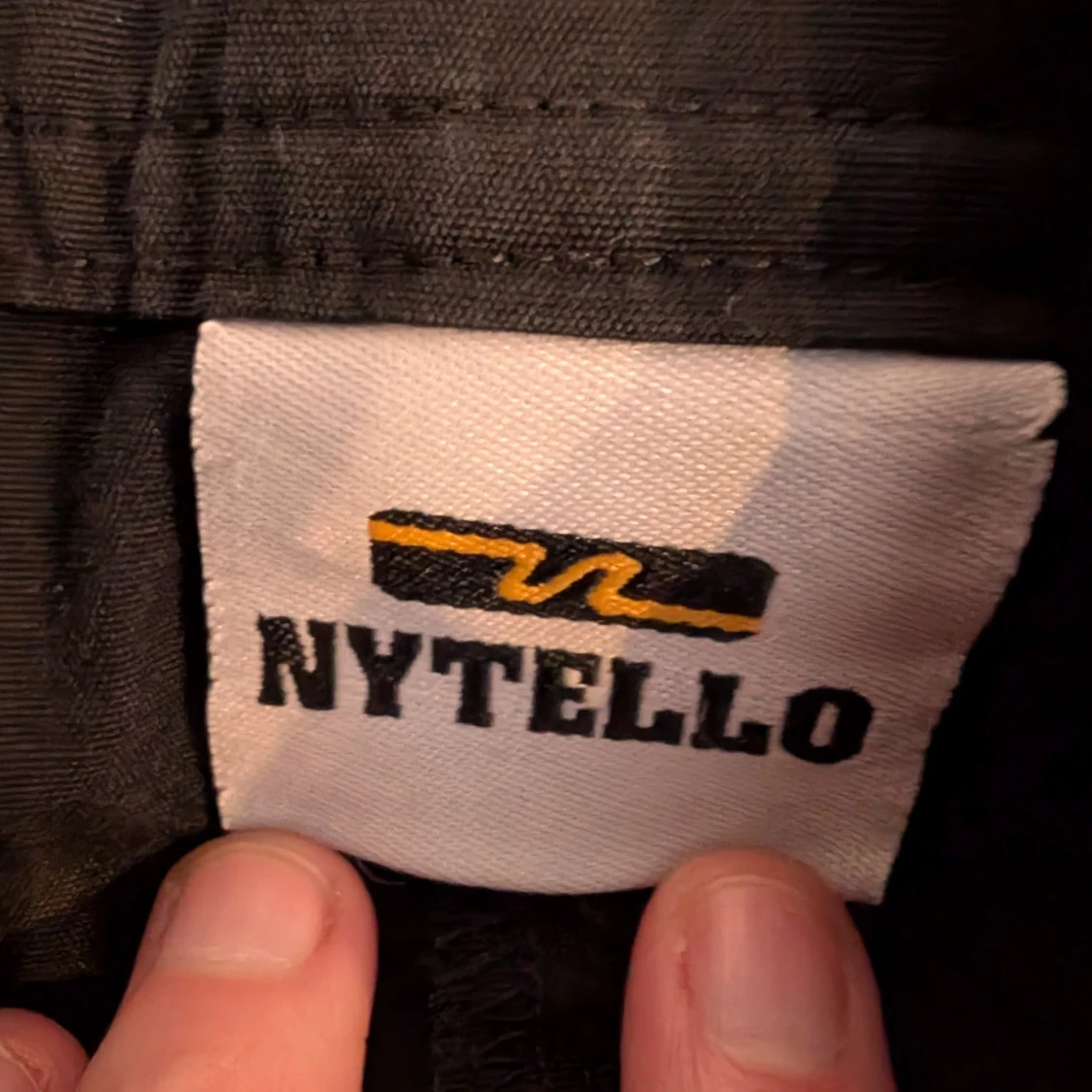 Svarta cargopants från Nytello, M - 3