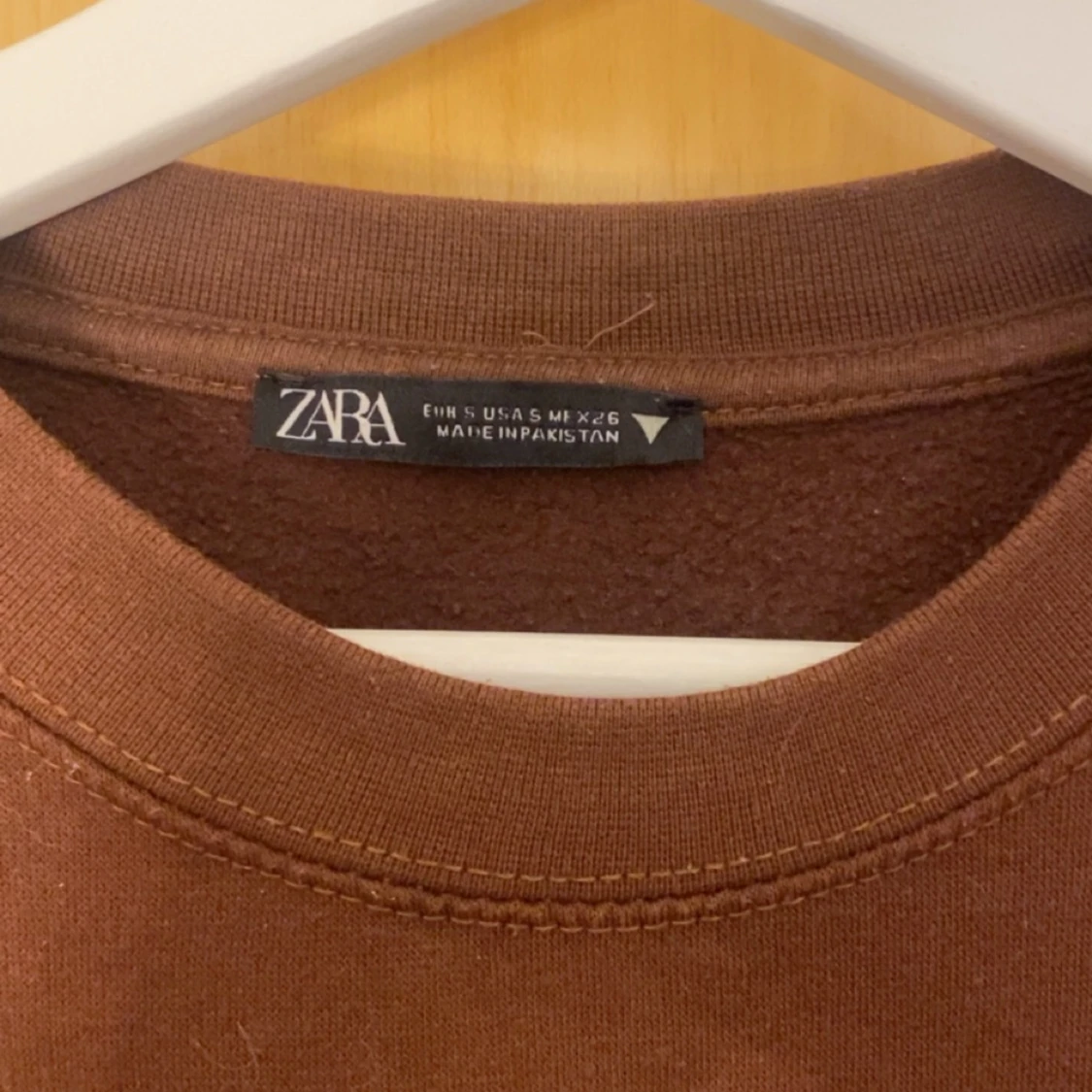 Brun sweatshirt från Zara - 2