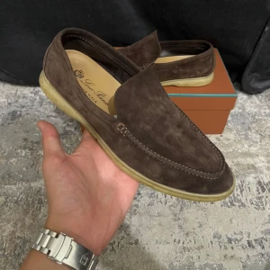 Loro Piana Loafers - Size: 41 | Fits: 42 Insole measurement: 27cm Good Condition! Color: Brown Comes with: Box Retail: 860€